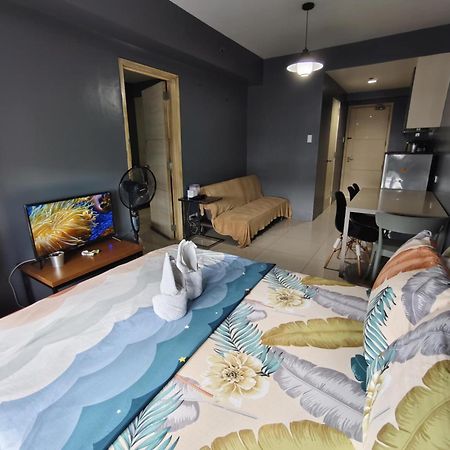 Bliss Staycation At Sea Residences By John Manila Esterno foto