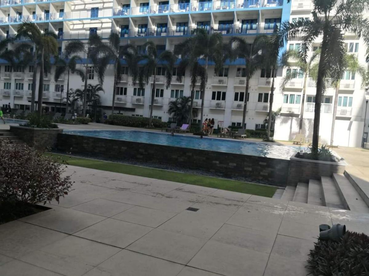 Bliss Staycation At Sea Residences By John Manila Esterno foto