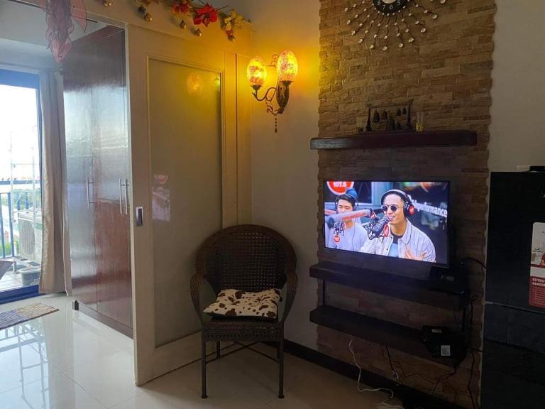 Bliss Staycation At Sea Residences By John Manila Esterno foto