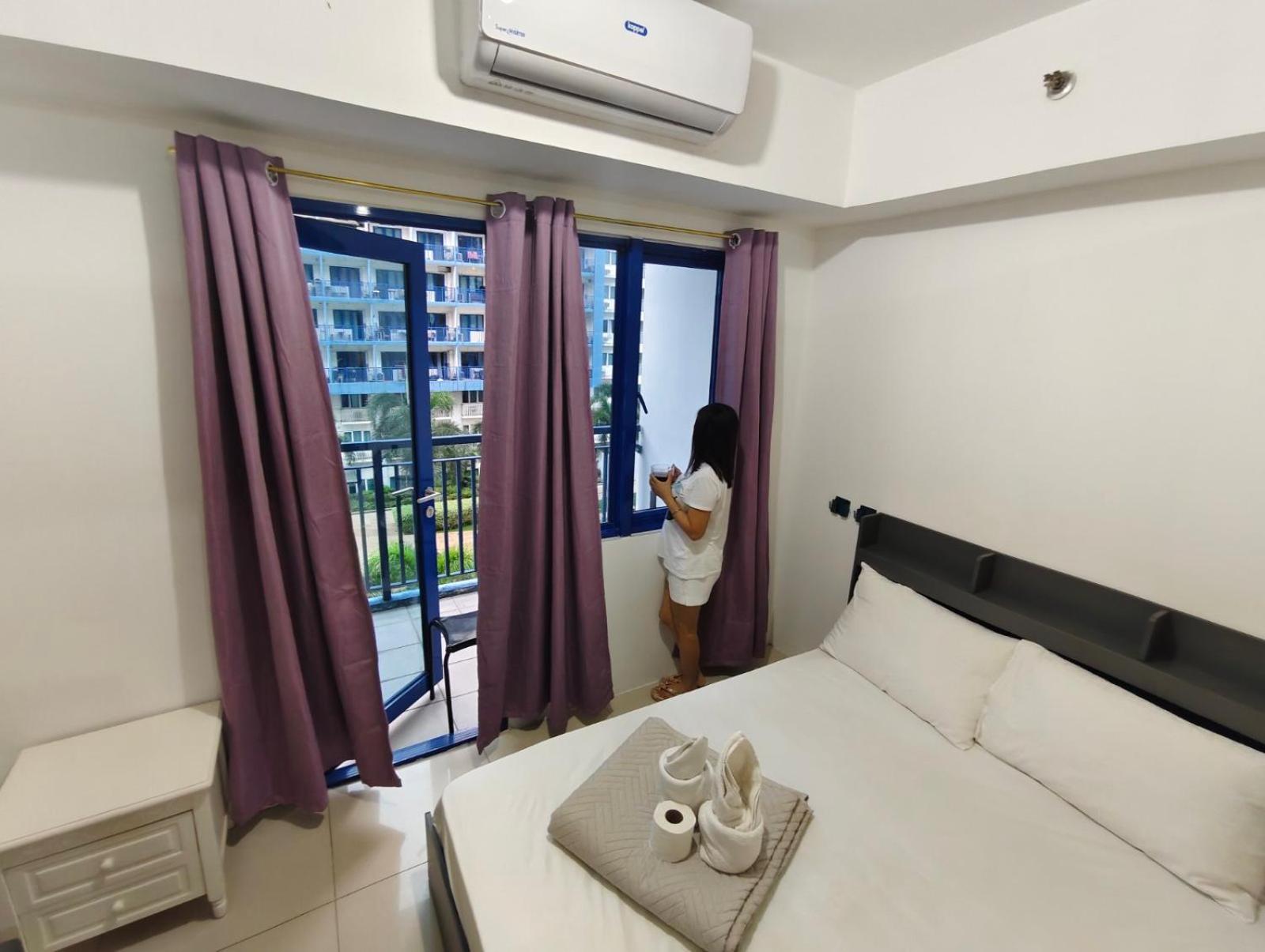 Bliss Staycation At Sea Residences By John Manila Esterno foto