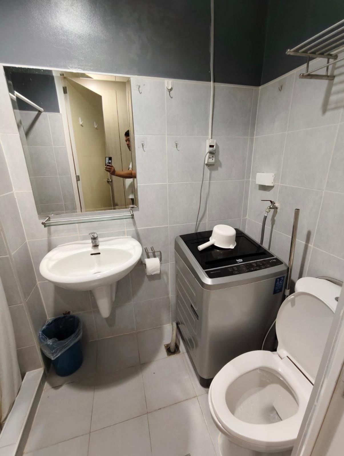 Bliss Staycation At Sea Residences By John Manila Esterno foto