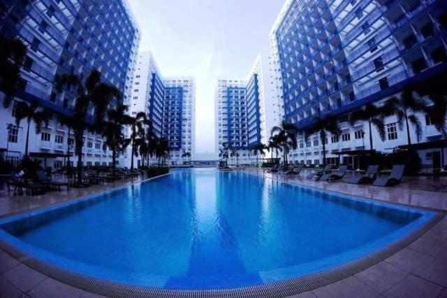 Bliss Staycation At Sea Residences By John Manila Esterno foto